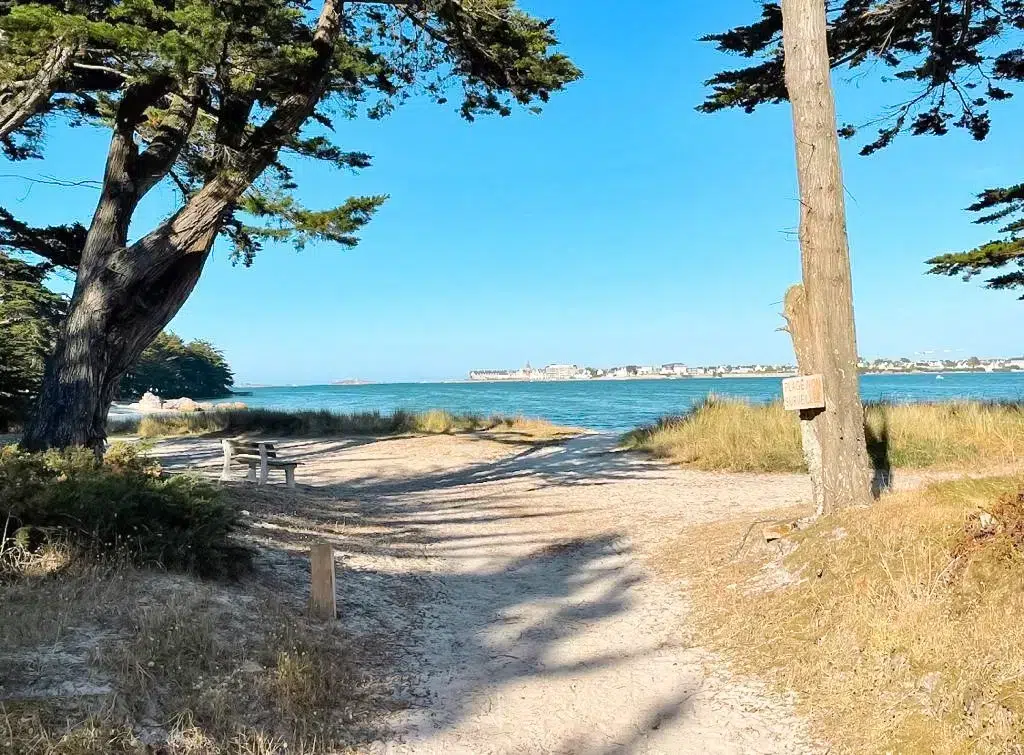 Privatstrand des Campingplatzes Roscoff